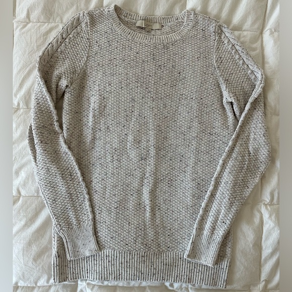 LOFT Sweaters - LOFT Light Gray Crew Neck Sweater